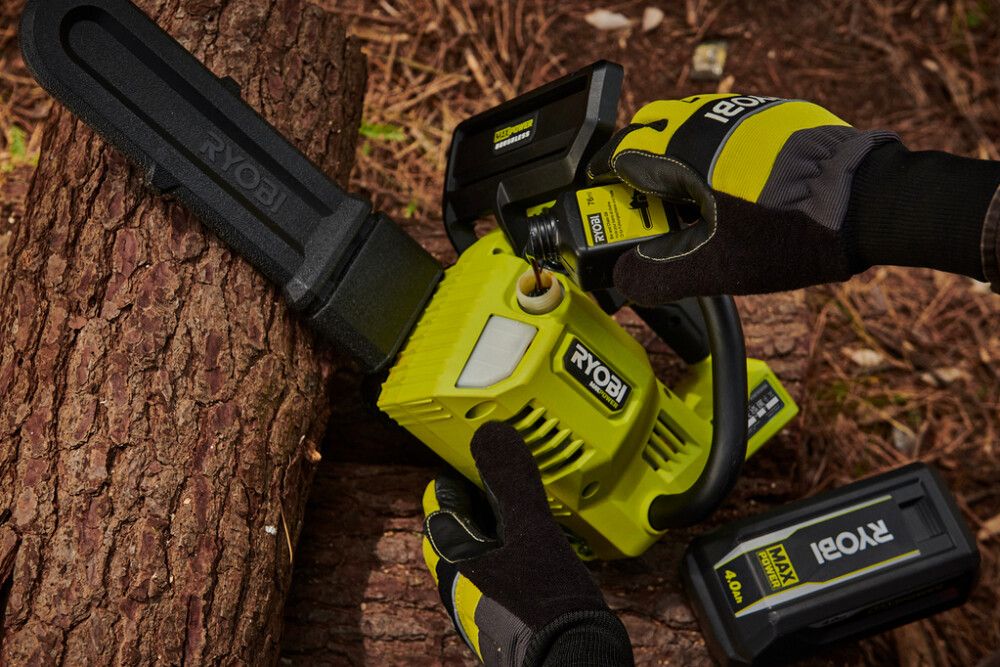 Keðjusög 36V 1x4Ah 30 cm Ryobi One+ RY36THCSX30A-140