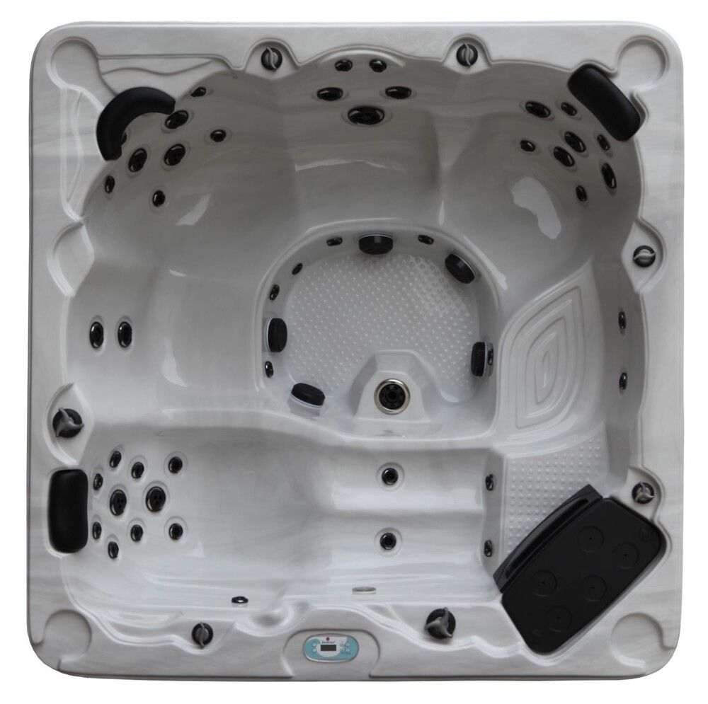 Heitur pottur 6 manna DenForm UV Montana