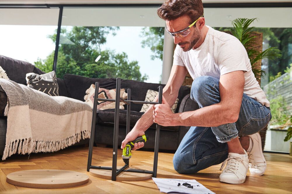 Skrúfvél 4V USB Ryobi RSD4-120TA2