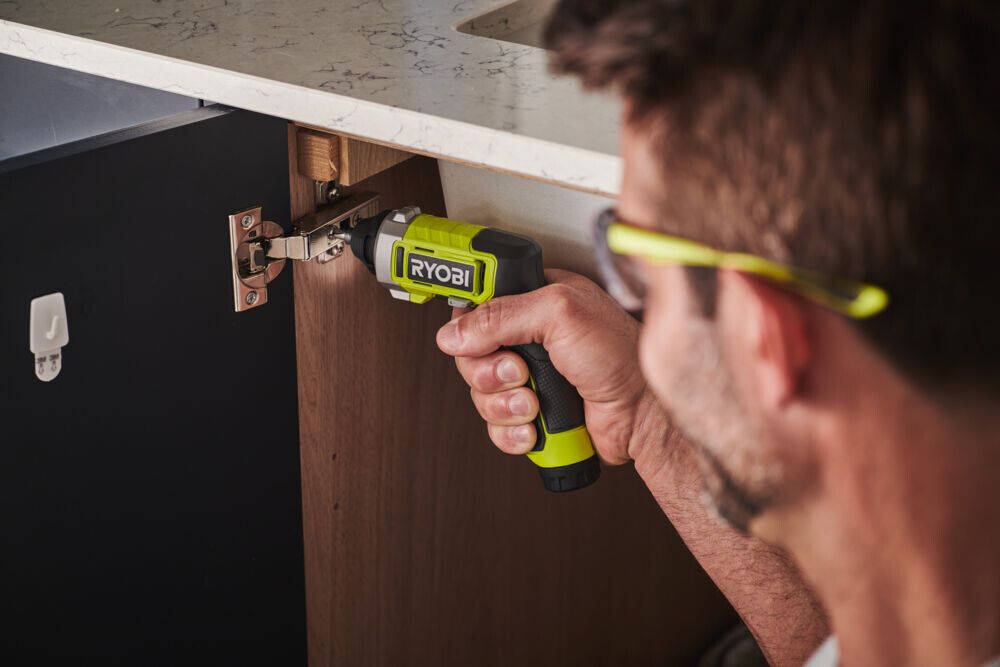 Skrúfvél 4V USB Ryobi RSD4-120TA2