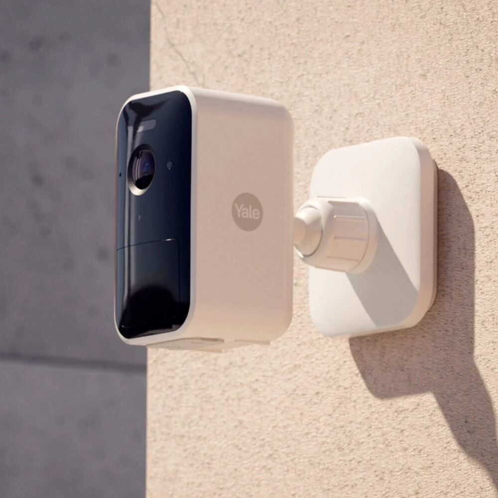 Snjall Öryggismyndavél úti Yale