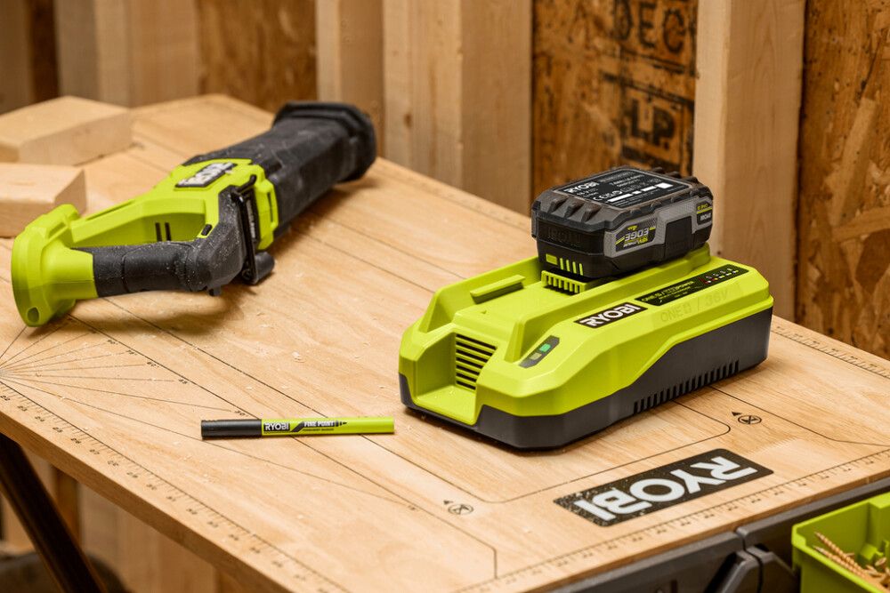 Hraðhleðslutæki 18/36V Max Power Ryobi RC1836112