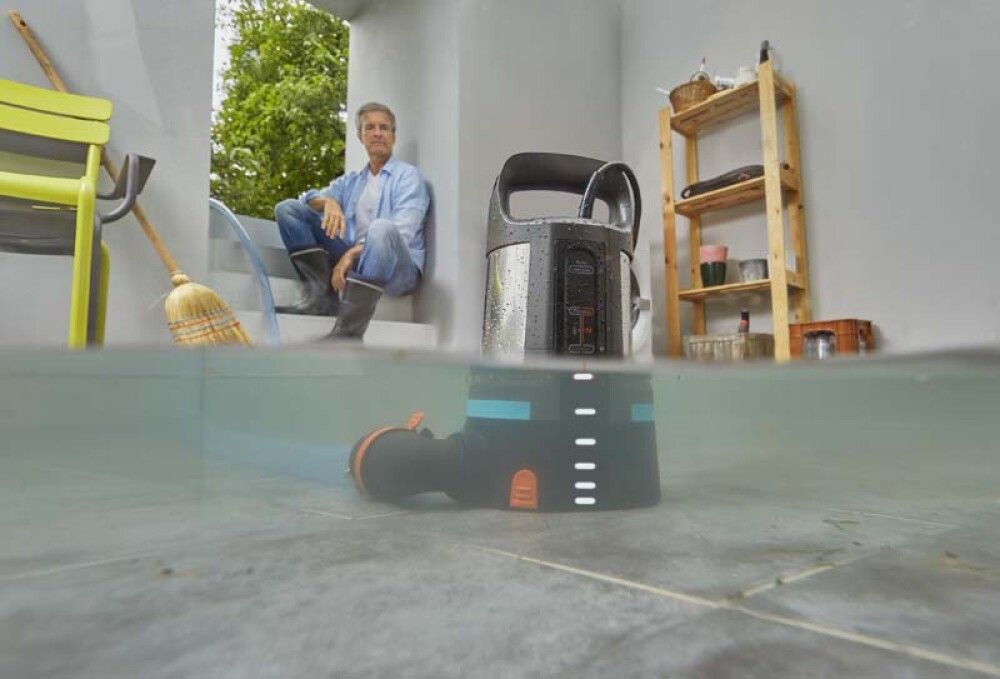 Brunndæla með skynjara 750W fyrir hreint vatn Gardena 17000