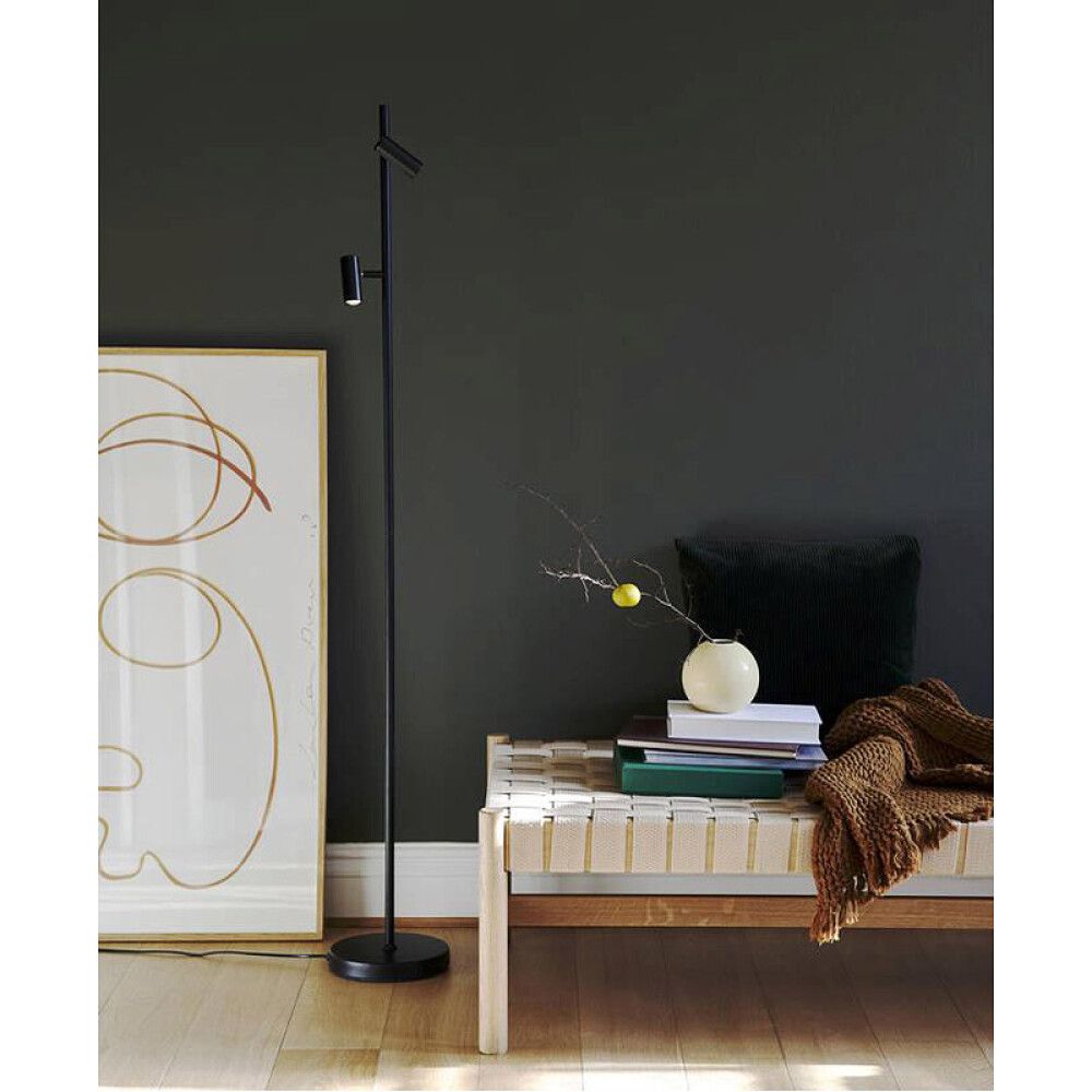 Gólflampi LED Omari svartur 141 cm