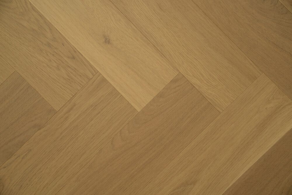 Vínylparket fiskibeina Pacific kastanje rustic eik 7 mm 0,72 m²