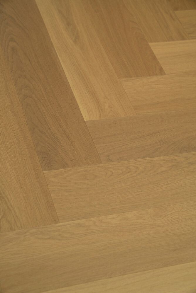 Vínylparket fiskibeina Pacific kastanje rustic eik 7 mm 0,72 m²