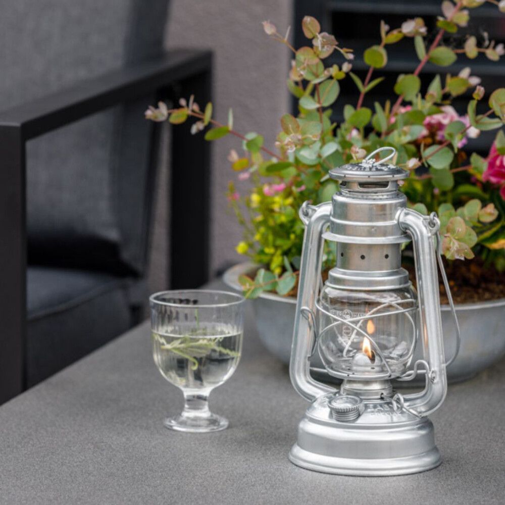 Olíulampi Hurricane 276 Feuerhand stál galv