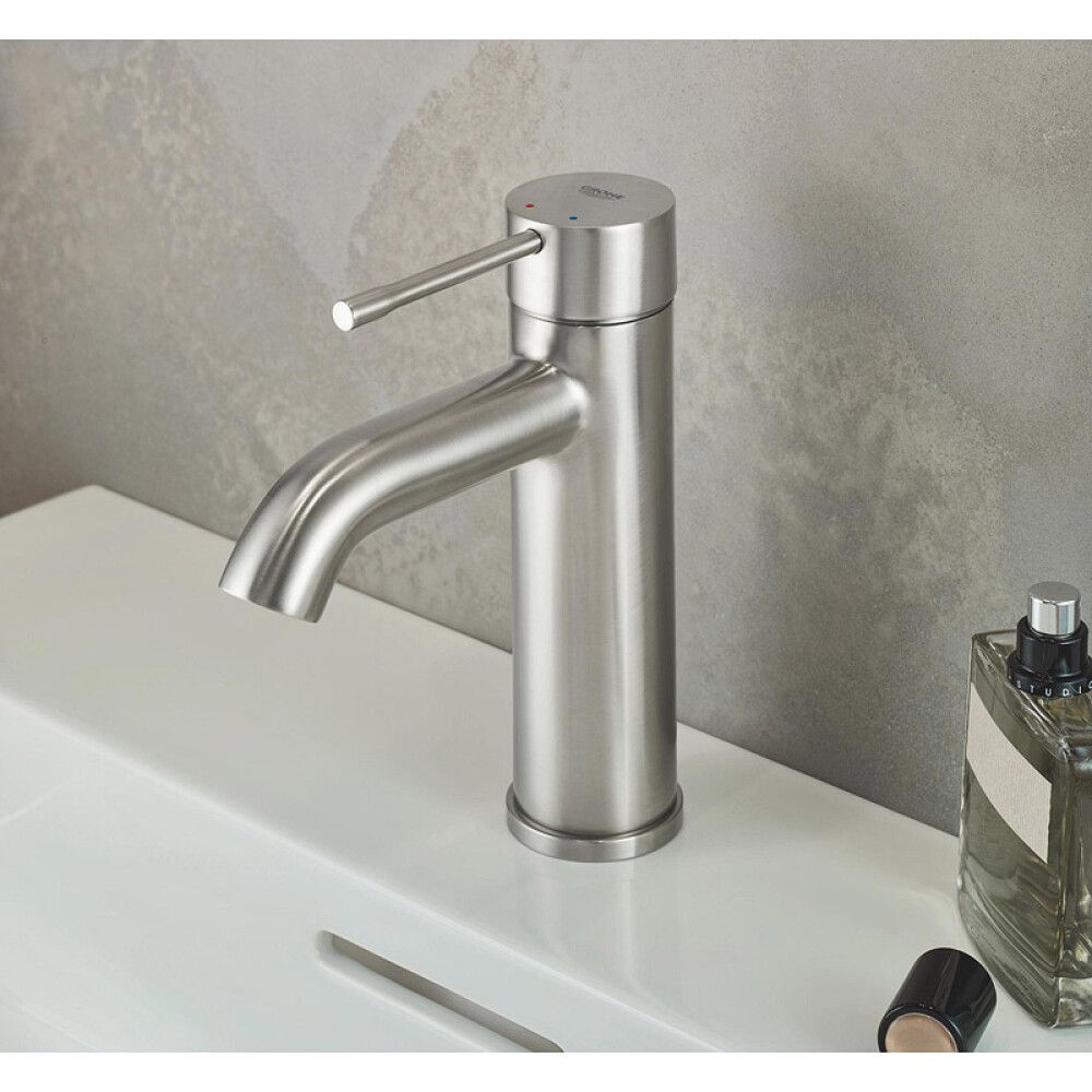 Handlaugartæki og botnventill Grohe Essence supersteel