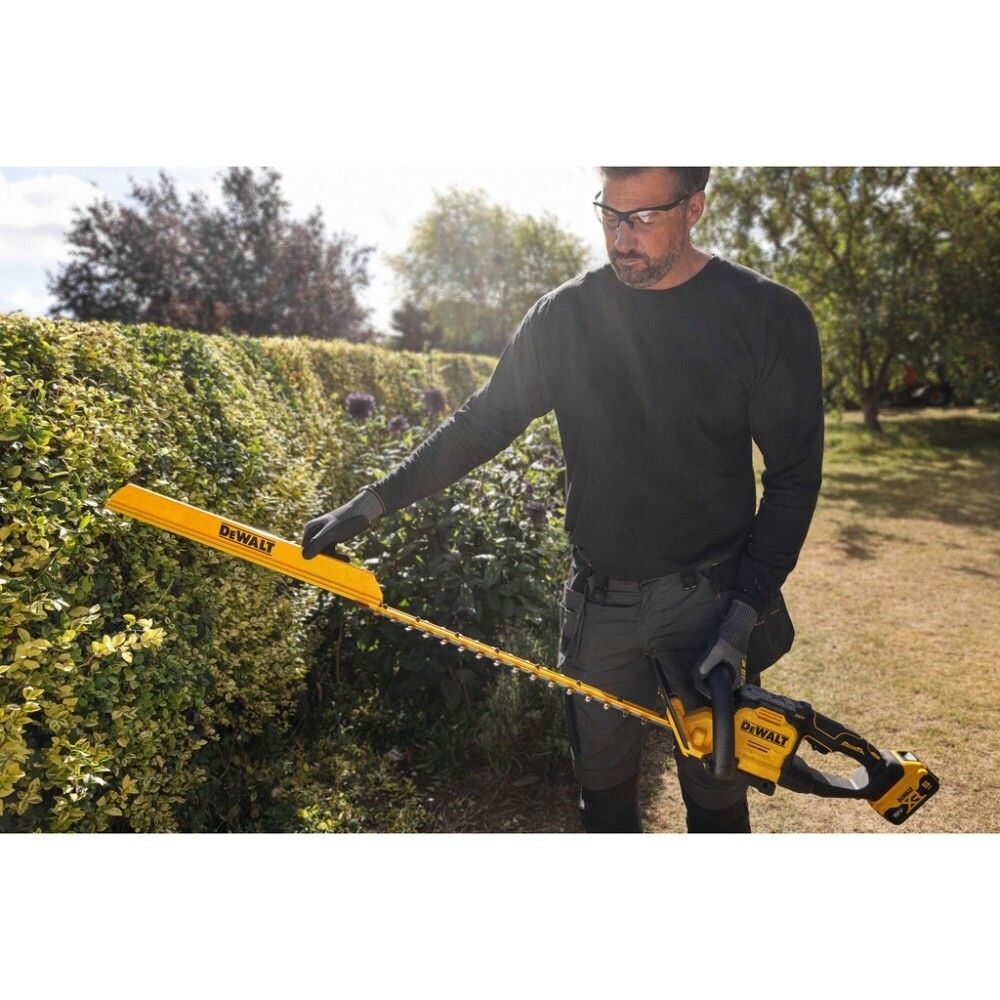 Hekkklippur 18V 60cm DeWalt DCMHT567 án rafhl.