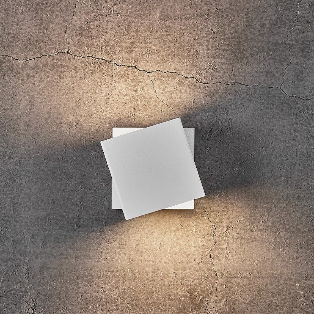 Veggljós LED Turn hvítt 15x15 cm