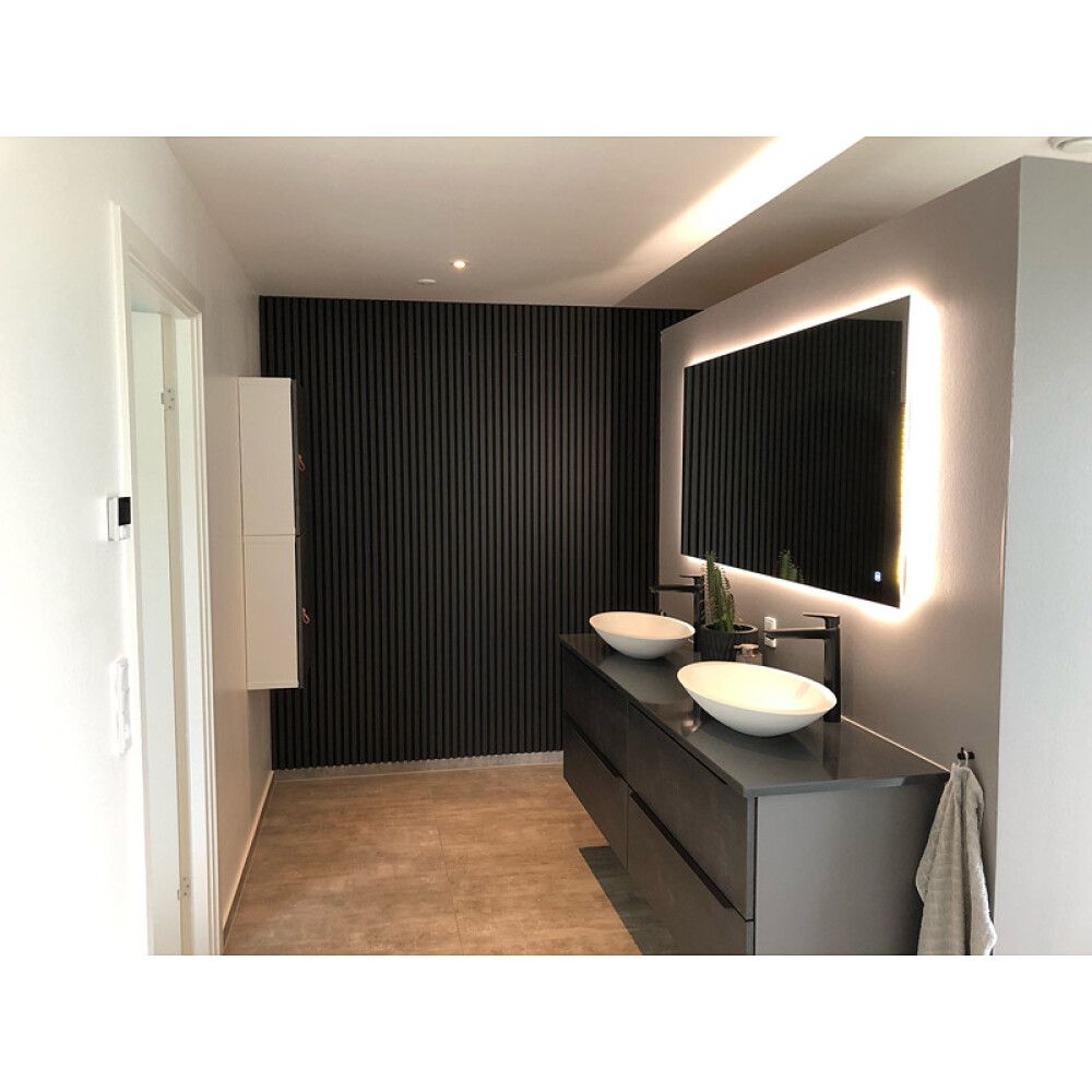 Hljóðdempandi plata svört eik 2440x605x22 mm