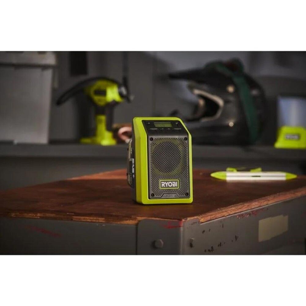 Hátalari Bluetooth DAB+ 18V Ryobi One+ RRDAB18-0 án rafhlöðu