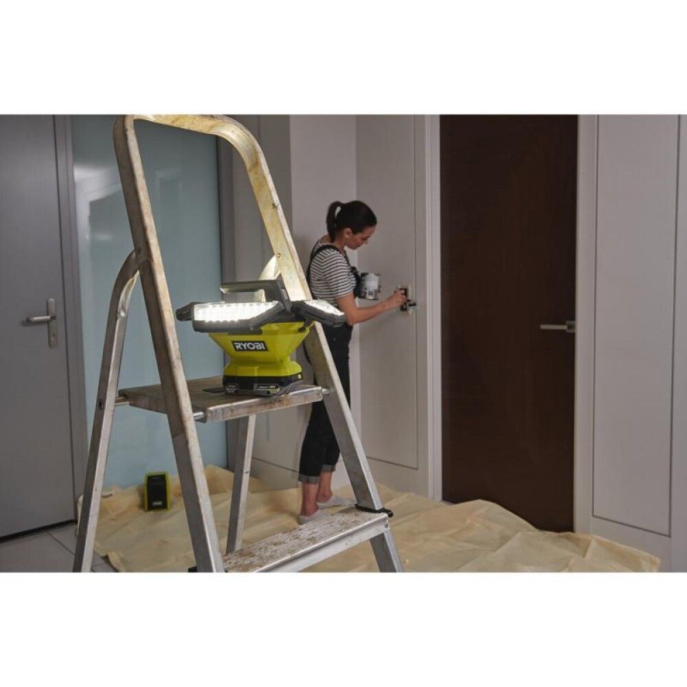 Vinnuljós 18V Ryobi One+ R18L360-0