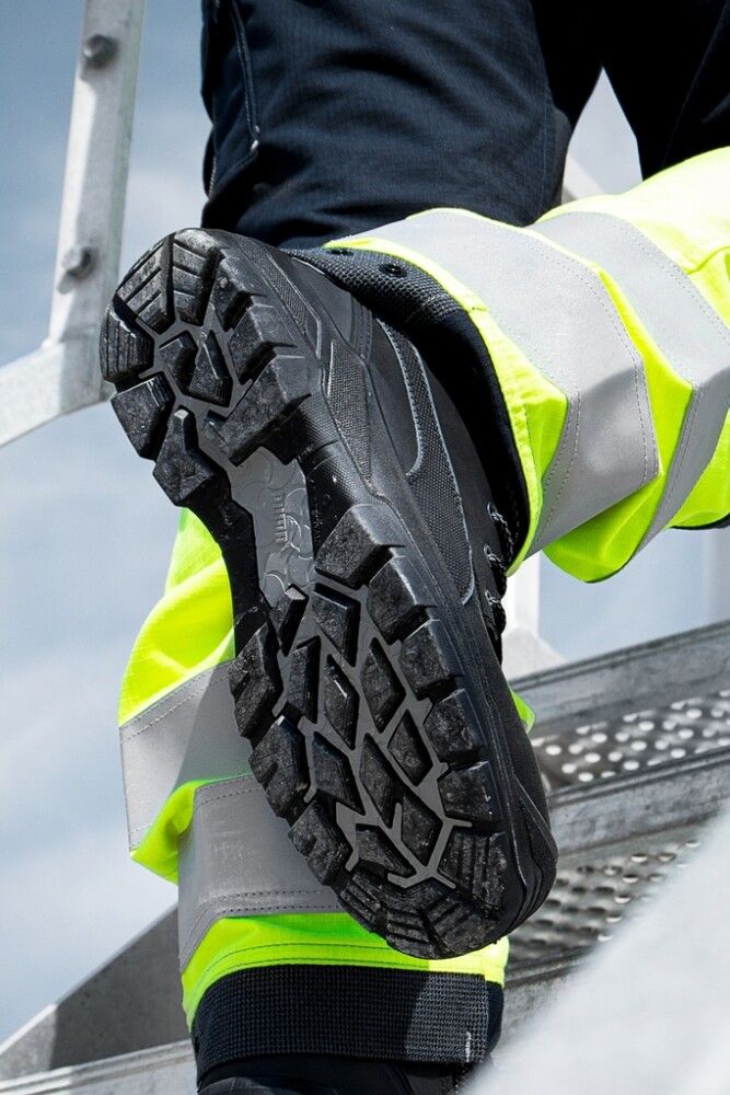 Öryggisskór str. 44 Puma Conquest