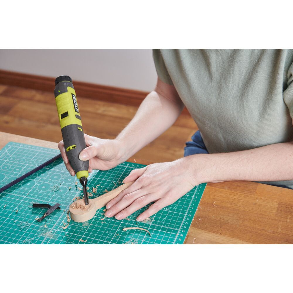 Fræsari 2Ah 4V Ryobi RPC4-120G