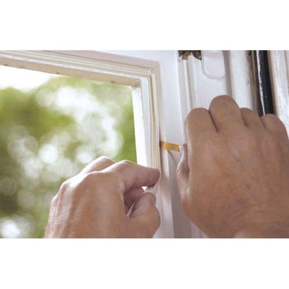 Þéttiborði-E 9x4mm x 6m Tesa hvítur