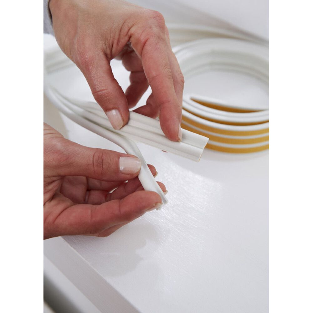 Þéttiborði-P 9x5,5mm x 25m Tesa