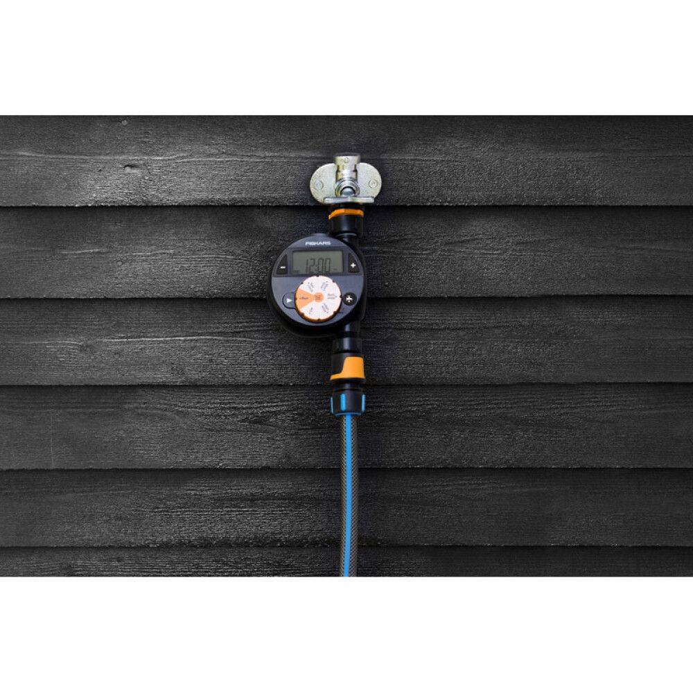 Tímastillir fyrir vökvun Fiskars Comfort