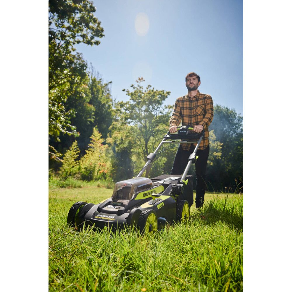 Sláttuvél 36V Ryobi RY36LMX51A