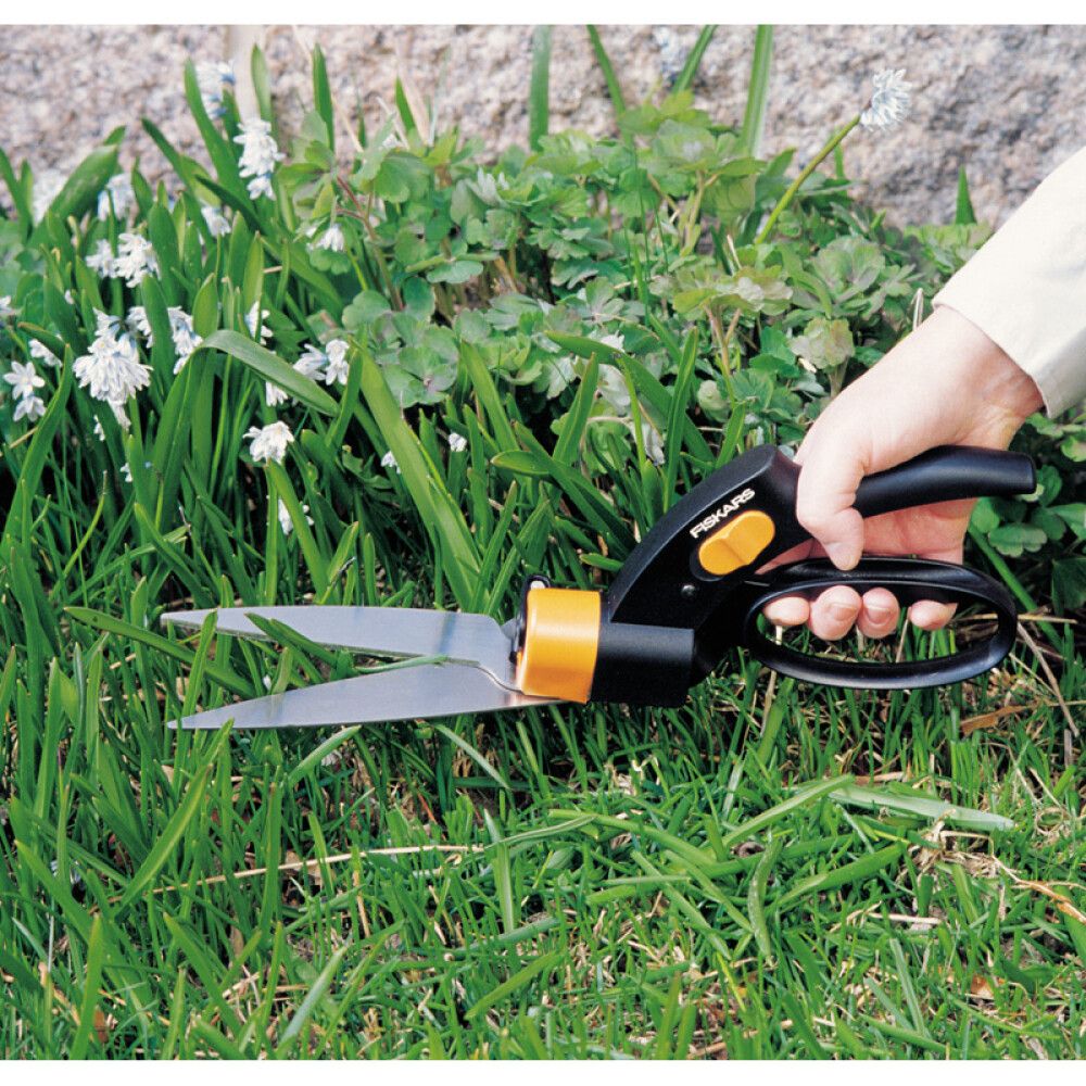 Grasklippur Fiskars Servo 360°