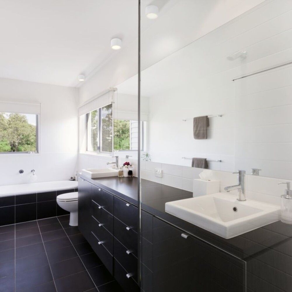 Baðherbergisljós LED Fallon hvítur Ø10 cm