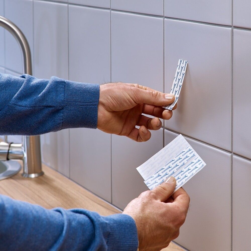 Veggfesting á flísar og málm límd Tesa 3kg 2stk