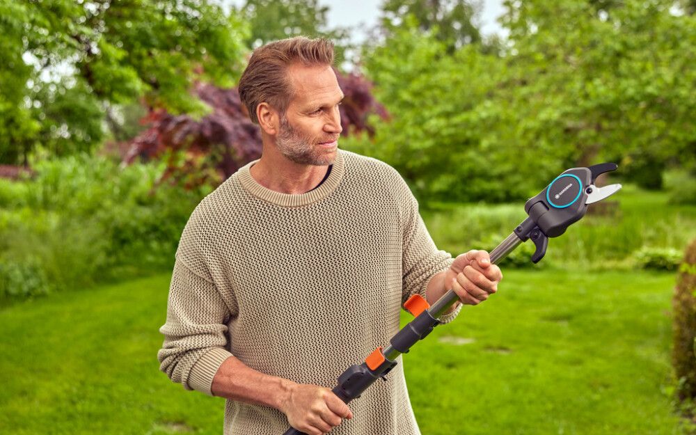 Greinaklippur 32 mm og sög Starcut Pro L Gardena