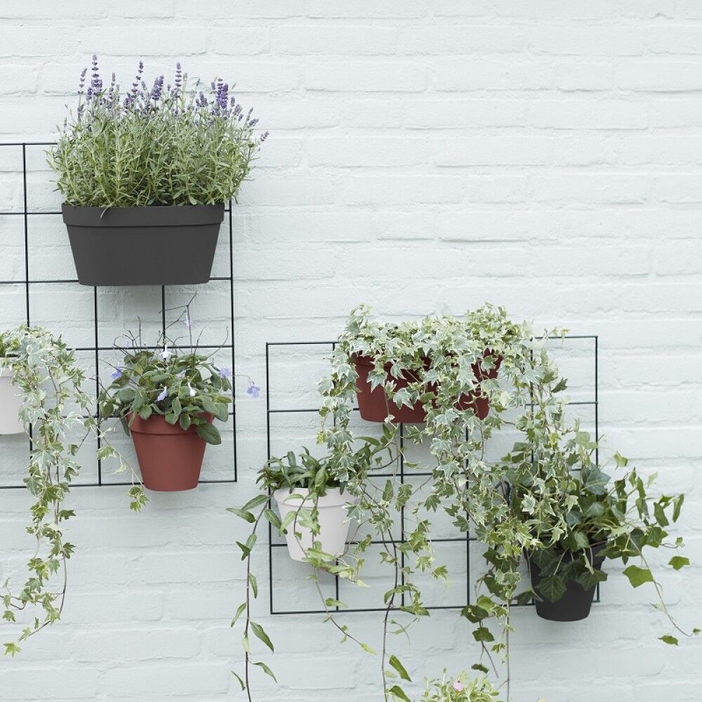 Blómapottur á grind Elho Loft Urban Green wall grár