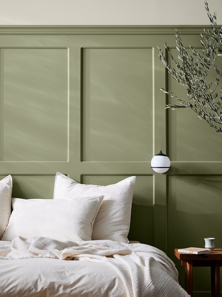 Olíumálning Lady Supreme Finish 40 hvítur grunnur 2,7L Jotun