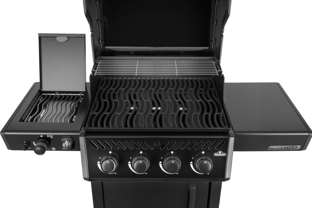 Gasgrill Freestyle 425 pro Napoleon 4 brennarar svart