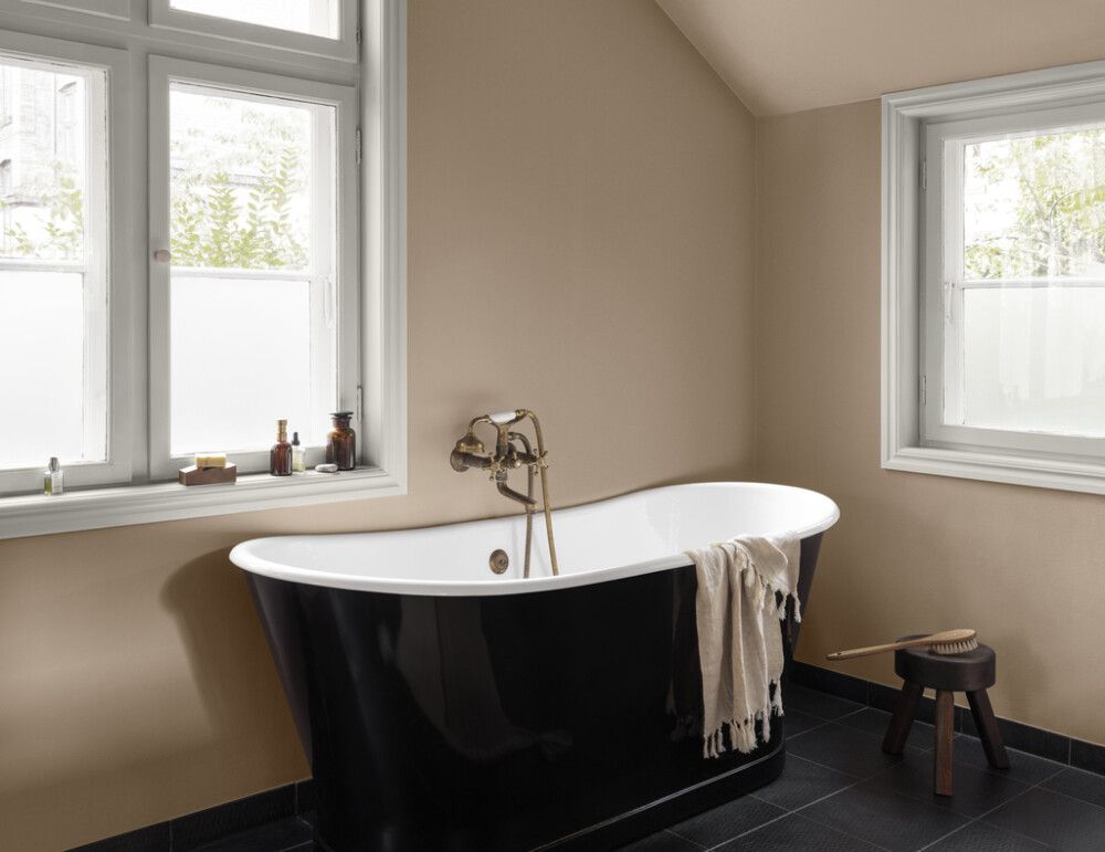 Baðherbergismálning Lady Aqua 2,7L hvít mött