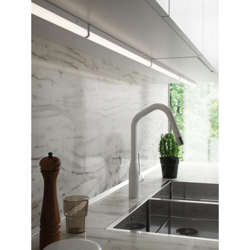 Eldhúsljós LED Latona hvítt 8W 56,2 cm