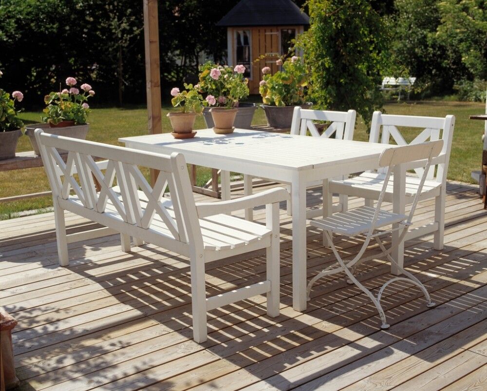 Glugga og hurðar málning Ral9010 2,5L Pinotex