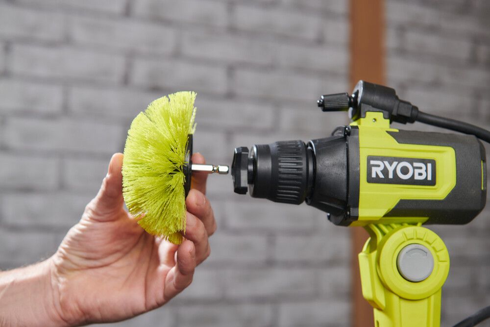 Bursti miðlungs Ryobi RACLRM110