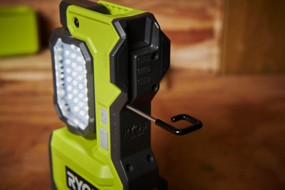 Vinnuljós Ryobi One+ RMTL18-0 án rafhlöðu