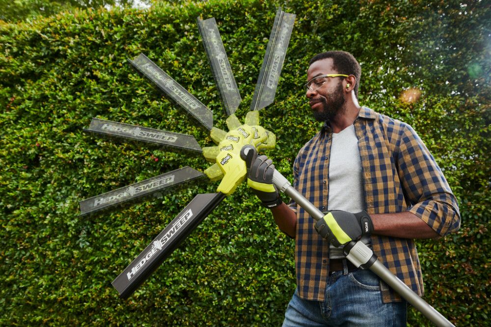 Hekkklippur lengjanlegar 18V Ryobi One+ RY18PHT40