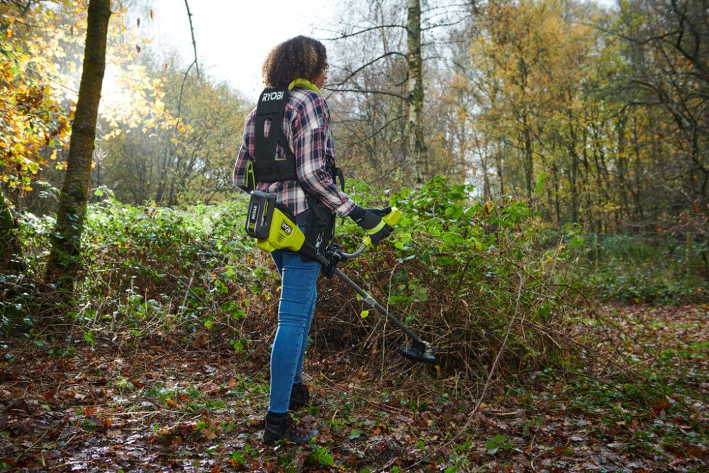 Sláttuorf 36V 4Ah max power Ryobi RY36BCX30A-140