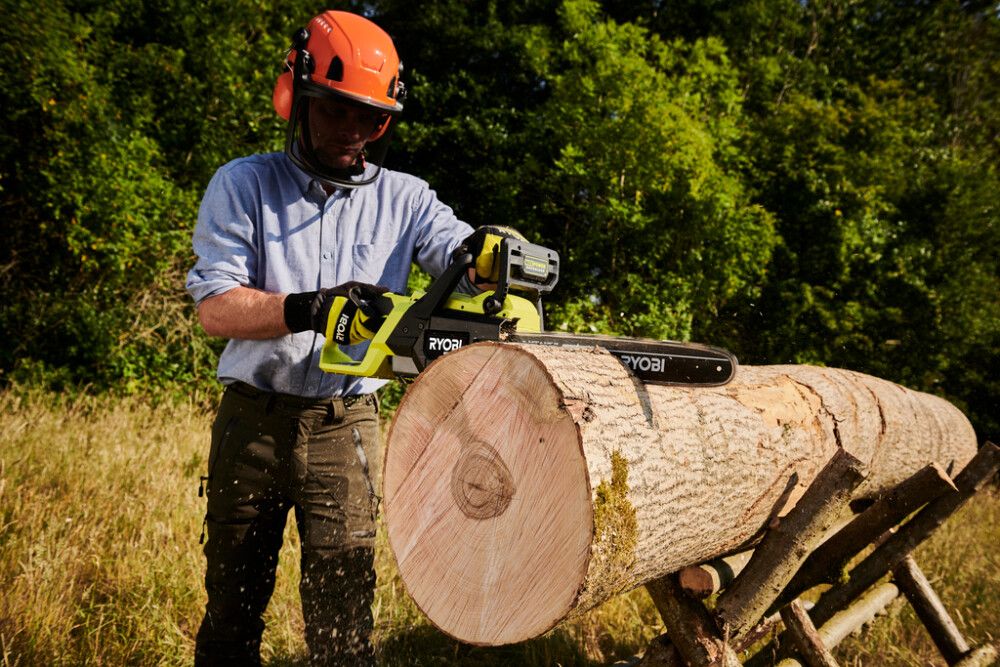 Keðjusög 36V Max Power Ryobi RY36CSX40C-0