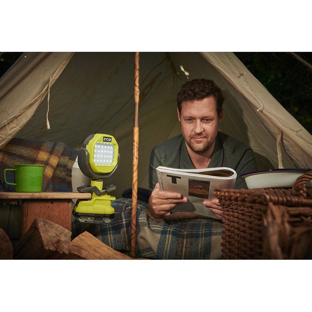 Led ljós með klemmu 18V Ryobi One+ RLCL18-0