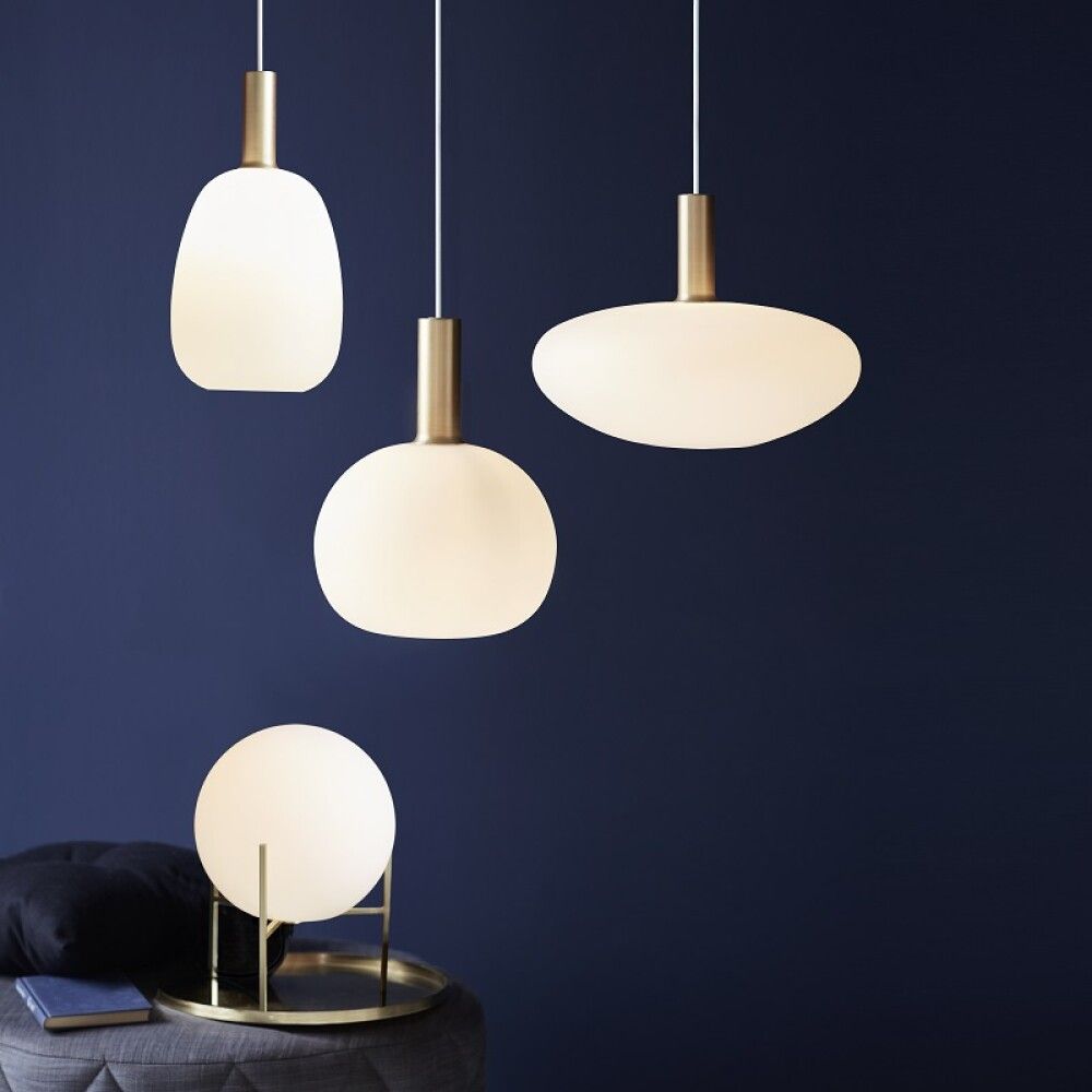 Hangandi ljós E27 Alton hvítt Ø23 cm