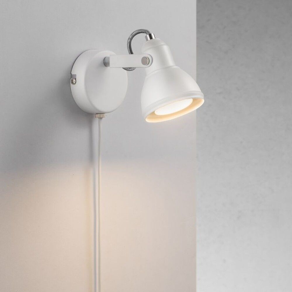 Veggljós GU10 Aslak hvítt Ø8 cm