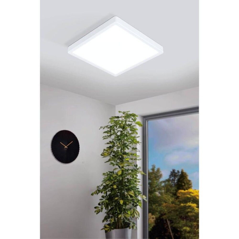 Loftljós LED dimmanlegt Fueva-Z 28,5x28,5 cm