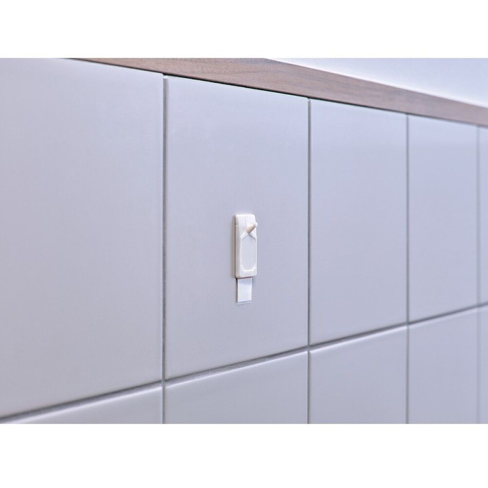 Veggfesting á flísar og málm límd Tesa 2kg 2stk