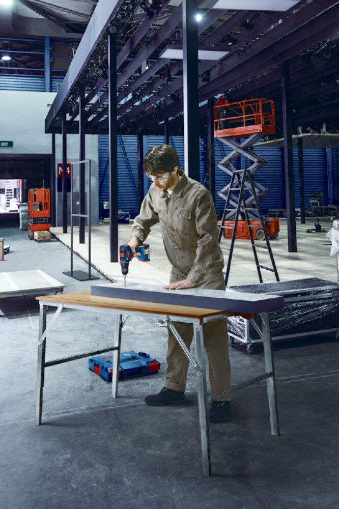 Borvél 18V 2x4Ah Bosch GSR18V-55 82AC LC