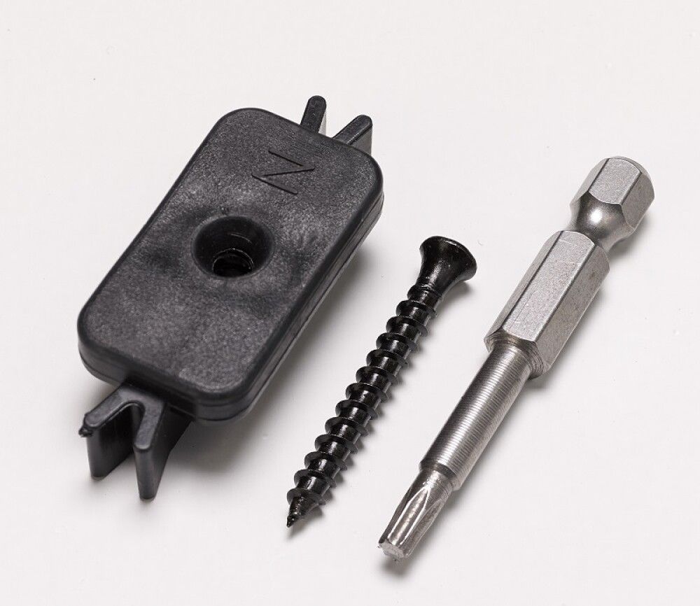 Festingar fyrir plastpallaefni með skrúfum 100 stk Wimex