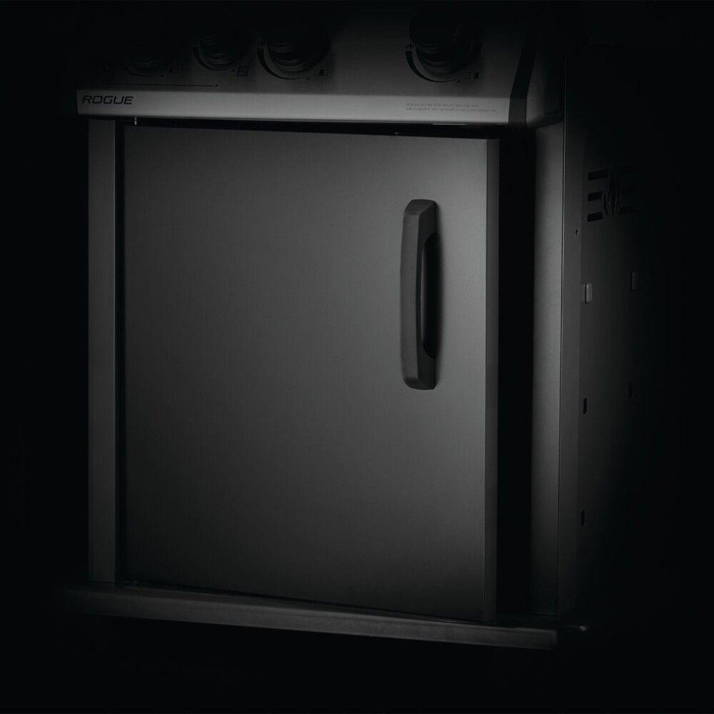 Gasgrill Rogue 425 3 brennarar svart