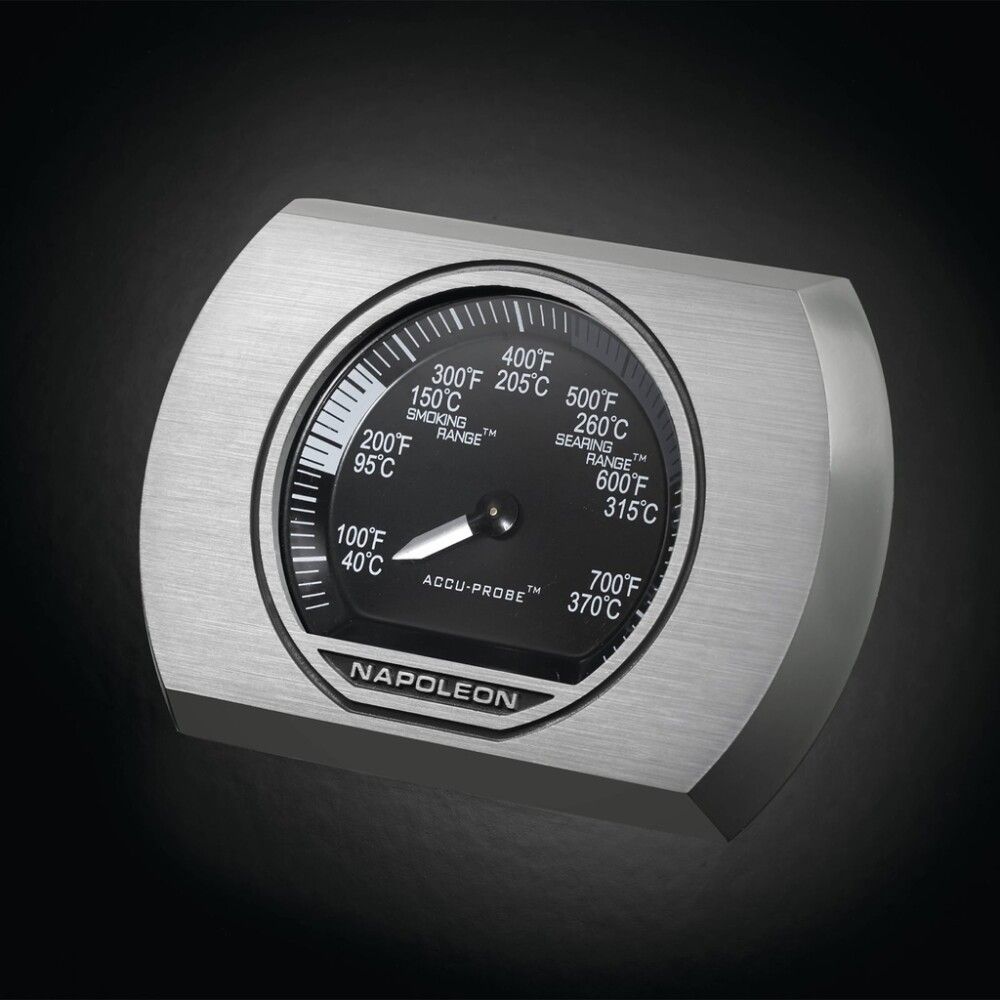 Gasgrill Rogue 425 3 brennarar svart