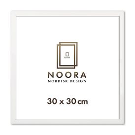 Myndarammi 30x30cm Noora fura hvítur