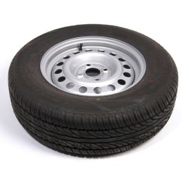 Dekk með felgu 145/80 R10 4-holu 375 kg